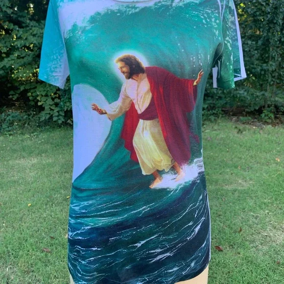 🏄‍♂️NWOT Surfing Jesus T-Shirt🏄‍♂️ - Picture 11 of 14